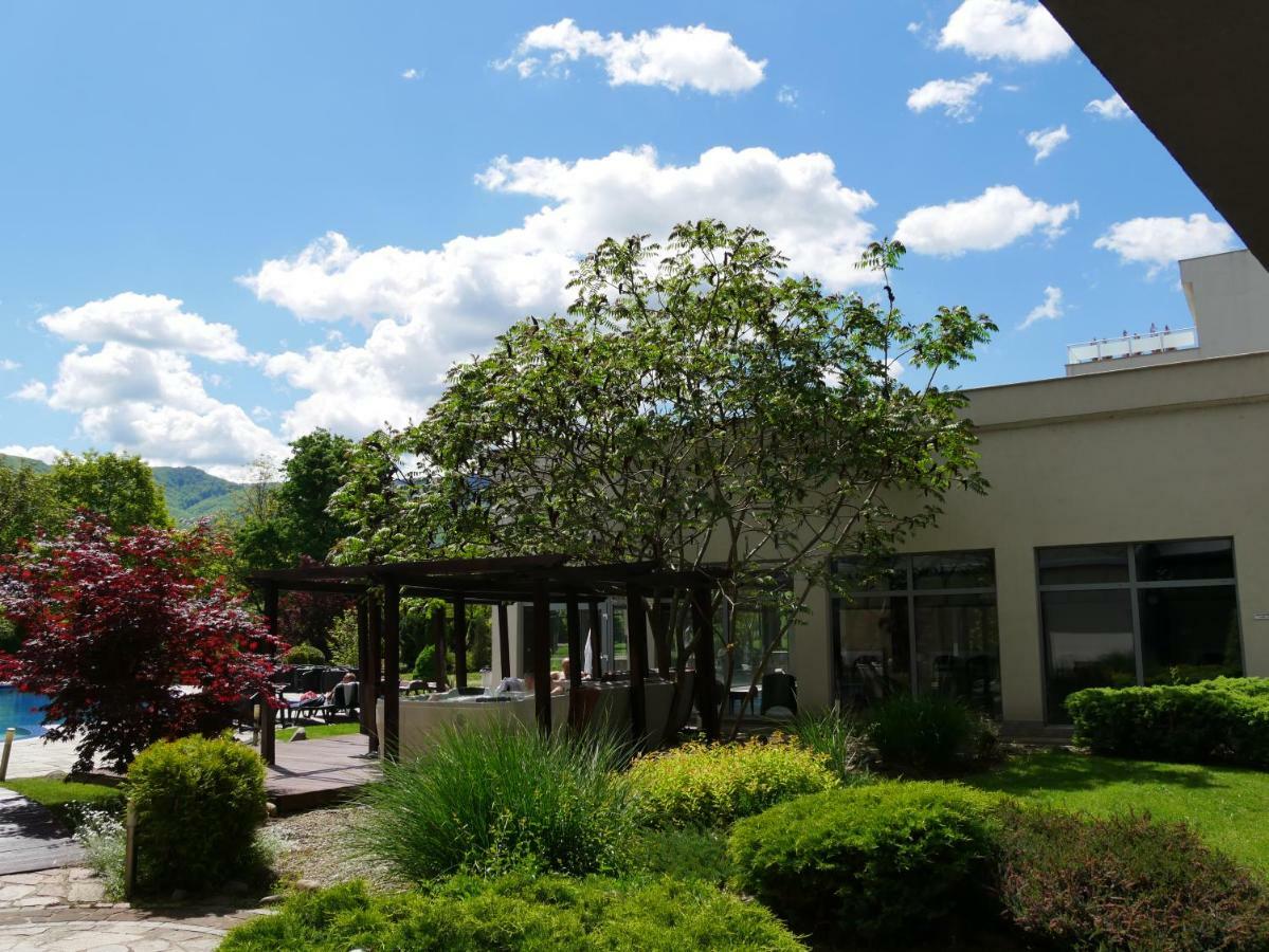 Spa Hotel Ata Varshets  Exterior photo